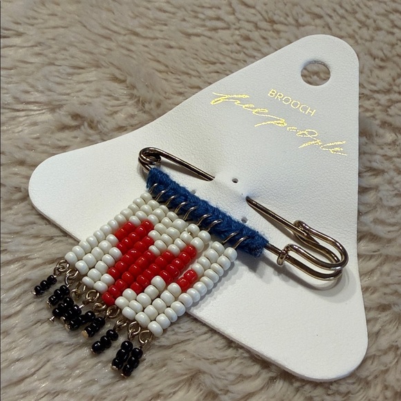 Free People Jewelry - FREE PEOPLE "Bead Baby" Brooch Pin
